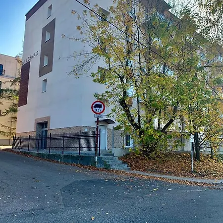 Отель Lesna#48 *